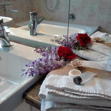 Bed & Breakfast La Vie En Rose Buia