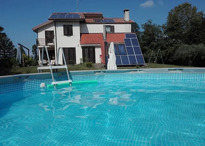 La Vie En Rose Panzió Buia